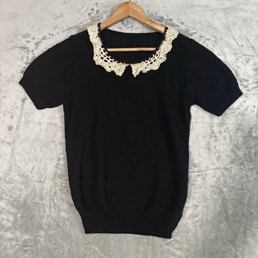Vintage Knit Short Sleeve Sweater Black Crochet Lace Trim Collar Goth Coquette